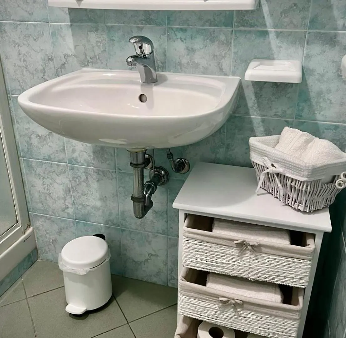Bed&Breakfast Villa Lorena Forte dei Marmi Italy