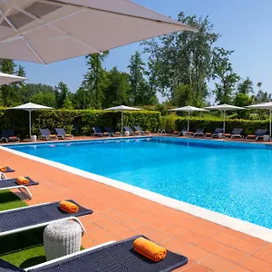 Una Hotel