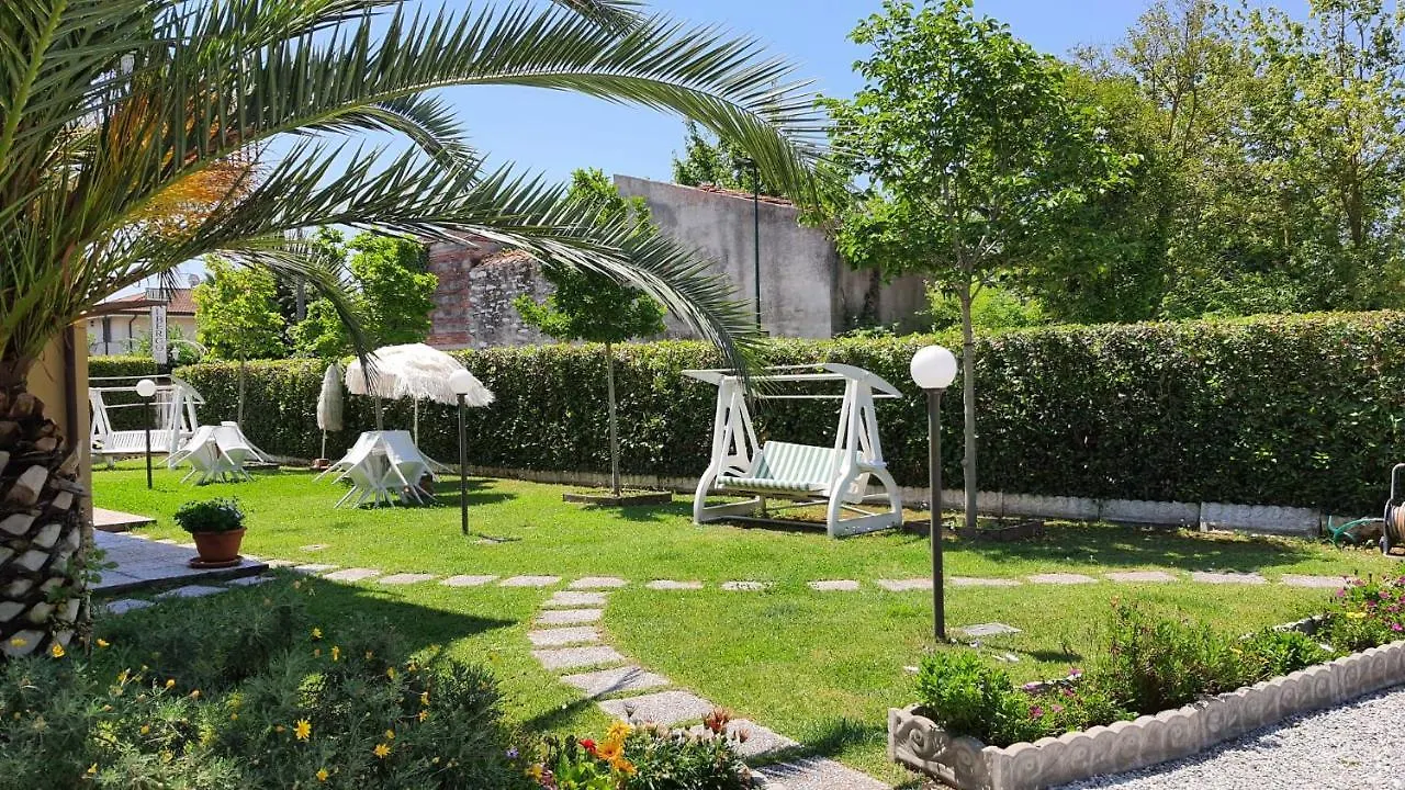 Hotel Bed&Breakfast Villa Lorena Forte dei Marmi